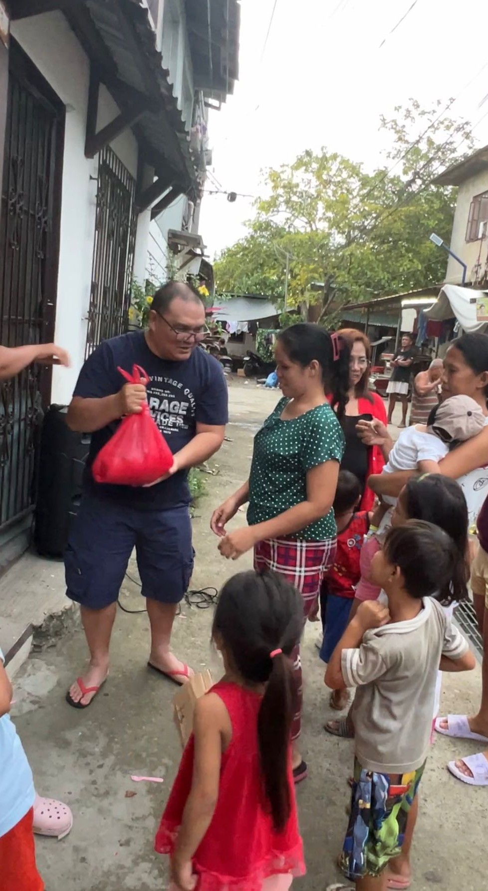 Looc, Calamba Gift Giving 4